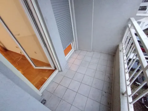 Rent, one bedroom apartment, 50m², Donja Gorica, Podgorica - image 2