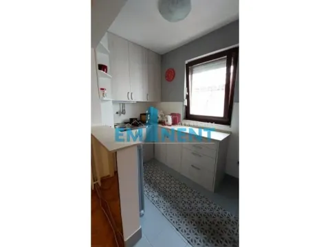 Rent, two bedroom apartment, 42m², Stari Grad, Beograd - image 6