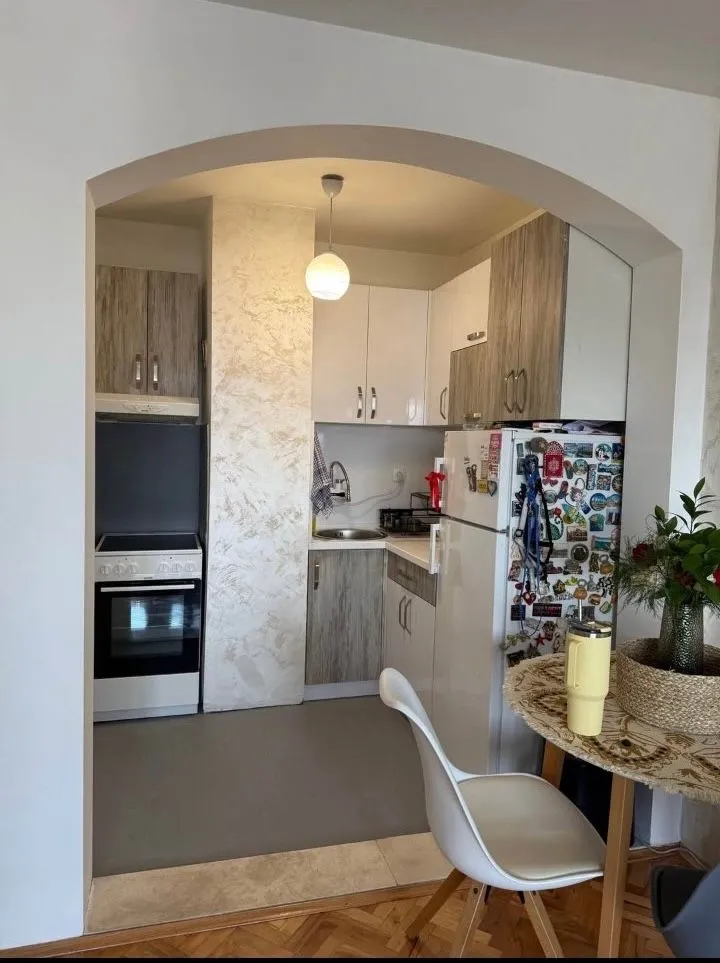 Prodaja, jednosoban stan, 42m², Autobuska stanica, Podgorica