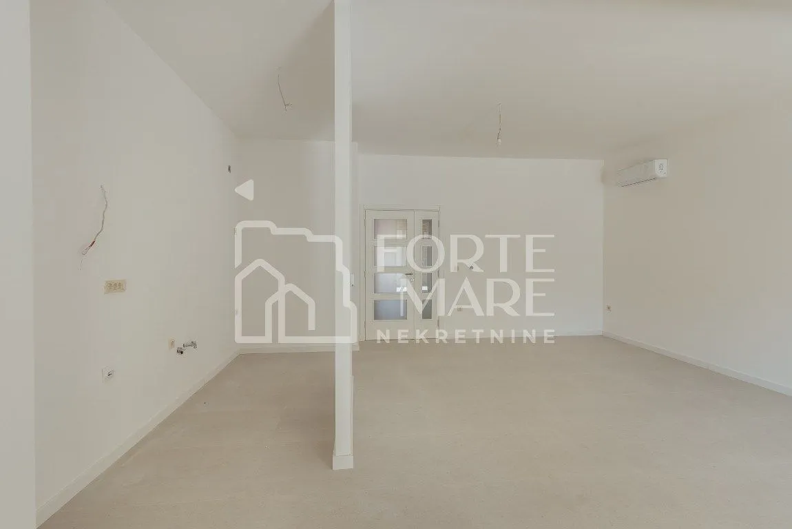 Prodaja, dvosoban stan, 87m², Baošići, Herceg Novi