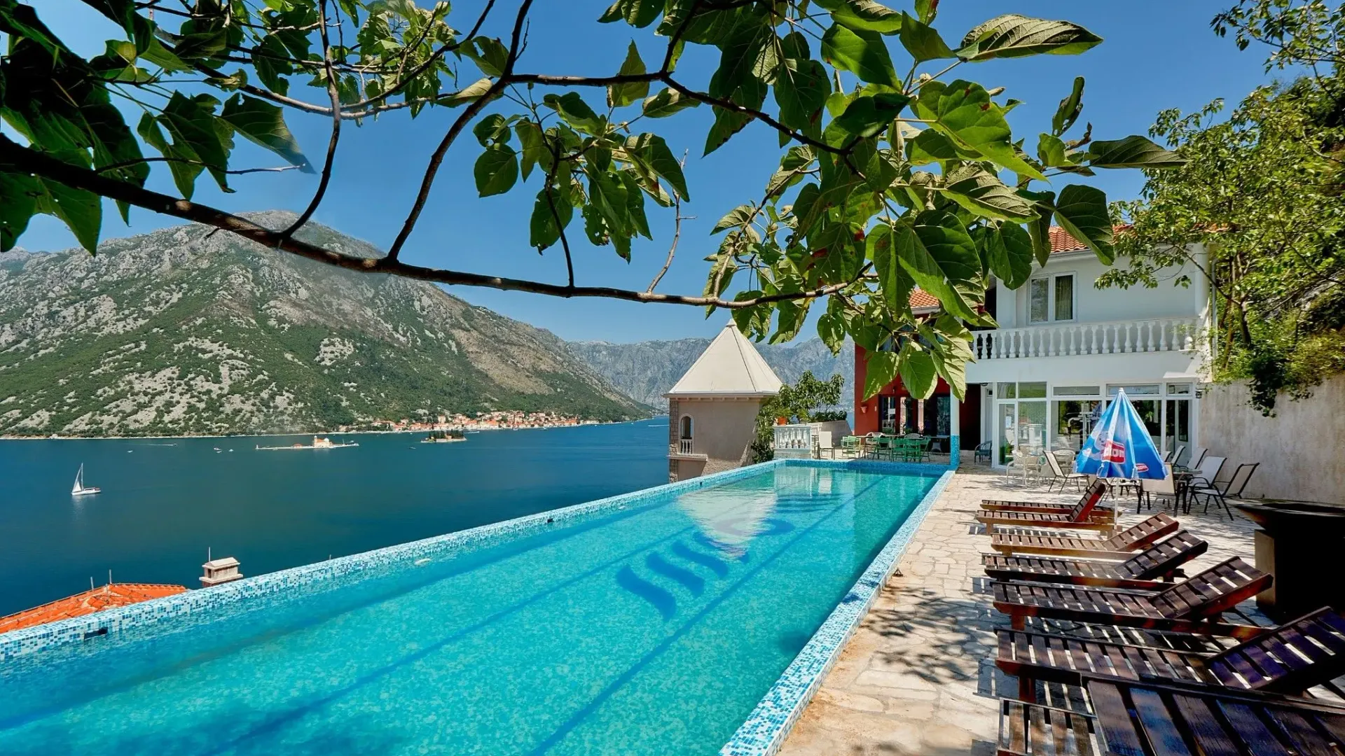 Sale, house, 235m², Kostanjica, Kotor
