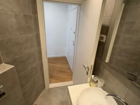 Izdavanje, jednosoban stan, 50m², Podgorica, Crna Gora - image 9