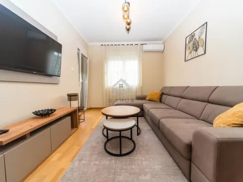 Izdavanje, jednosoban stan, 45m², Pobrežje, Podgorica - image 2