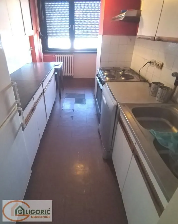 Sale, four bedroom apartment, 110m², Voždovačka Crkva, Voždovac Sve Podlokacije