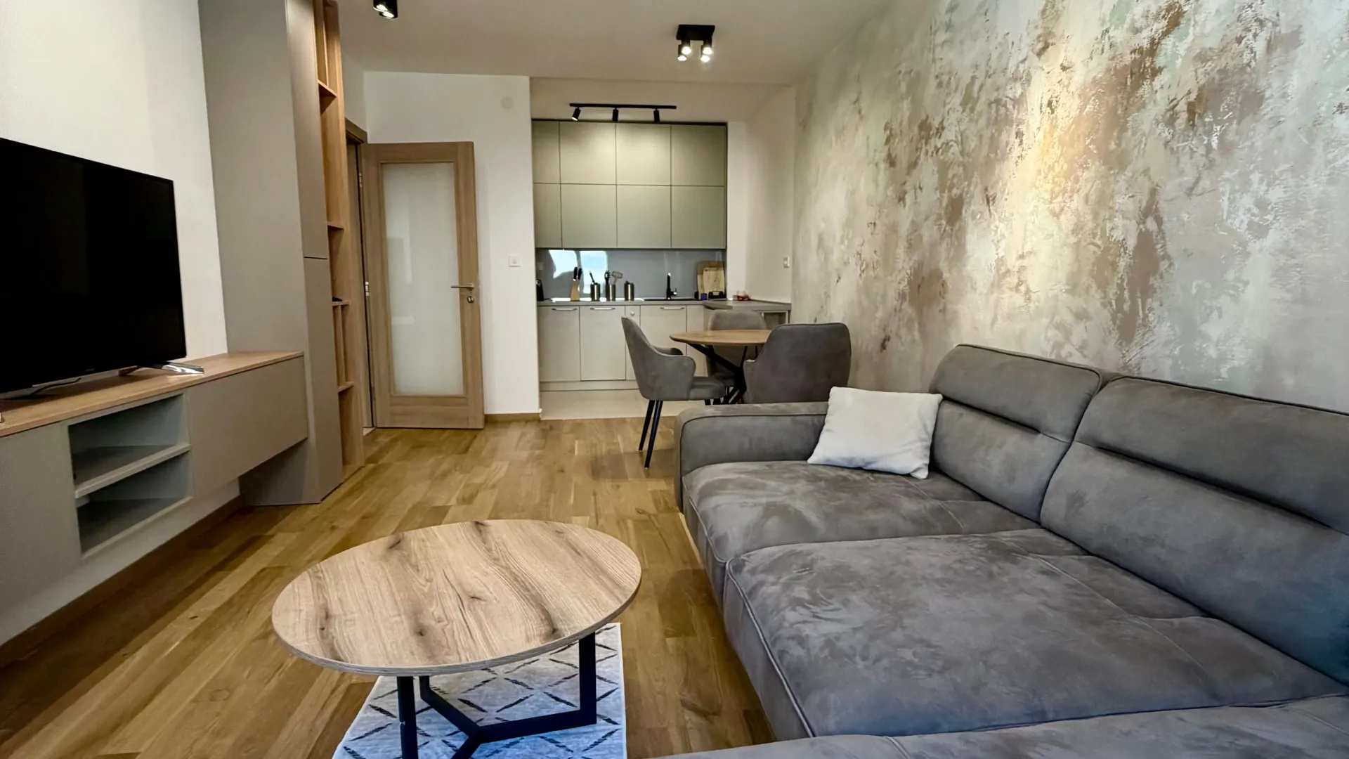 Rent, one bedroom apartment, 47m², City Kvart, Podgorica