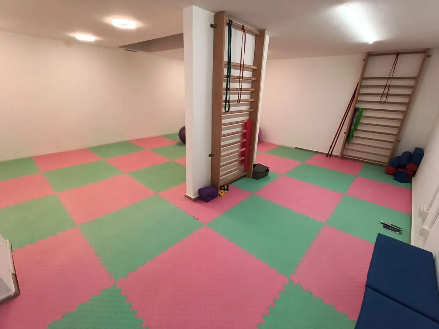 Rent, office space, 294m², Blok 5, Podgorica