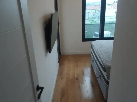 Rent, house, 180m², Gornja Gorica, Podgorica - image 10