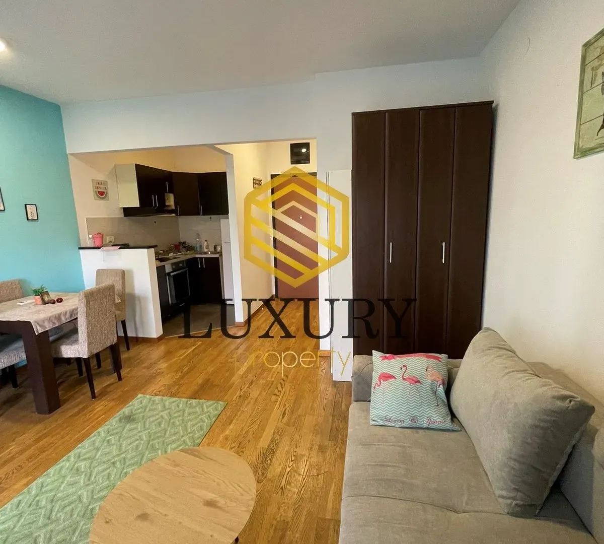 Izdavanje, garsonjera, 33m², City Kvart, Podgorica
