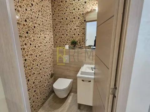 Prodaja, dvosoban stan, 104m², Budva, Crna Gora - image 13