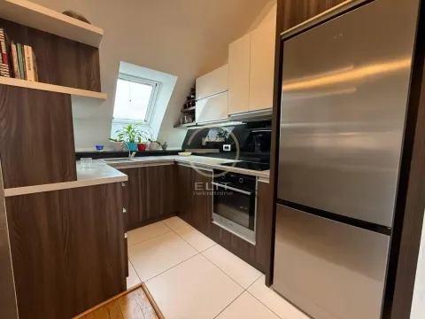 Prodaja, trosoban stan, 97m², Centar, Novi Sad - image 24