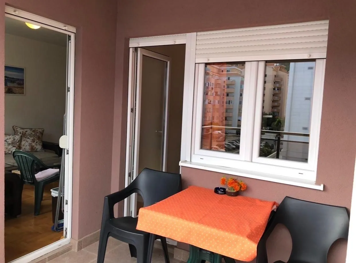 Rent, one bedroom apartment, 50m², Babilonija, Budva
