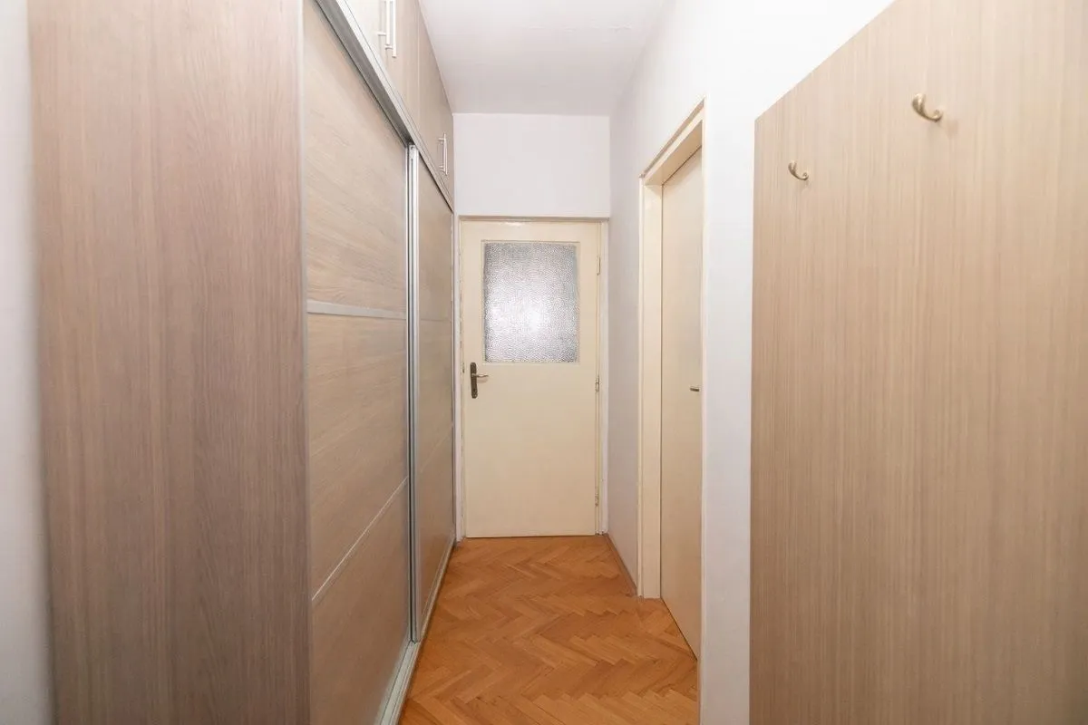 Prodaja, dvosoban stan, 62m², Karaburma, Palilula Sve Podlokacije