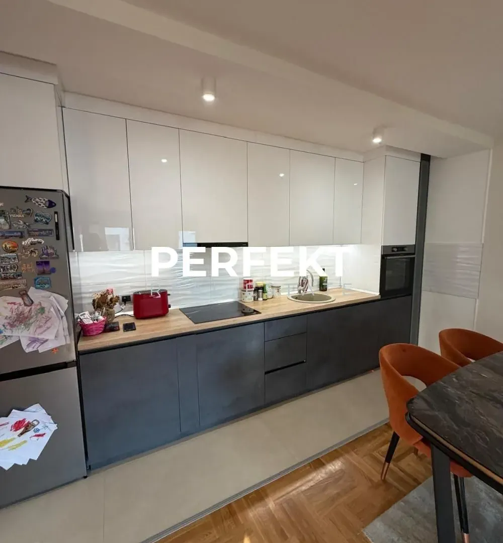 Prodaja, trosoban stan, 73m², Strelište, Pančevo