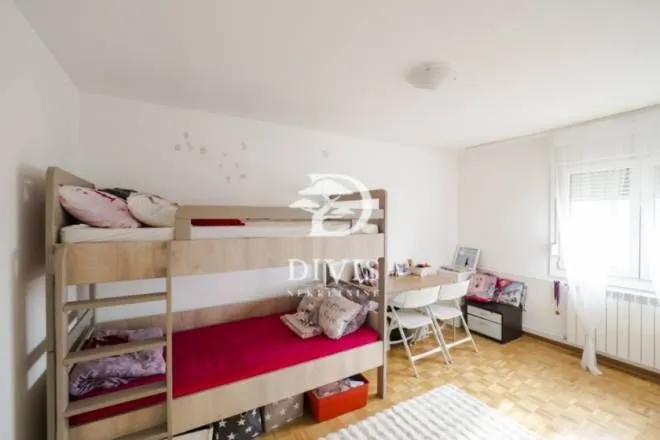 Sale, four bedroom apartment, 121m², Novi Beograd Blok 28, Novi Beograd Sve Podlokacije