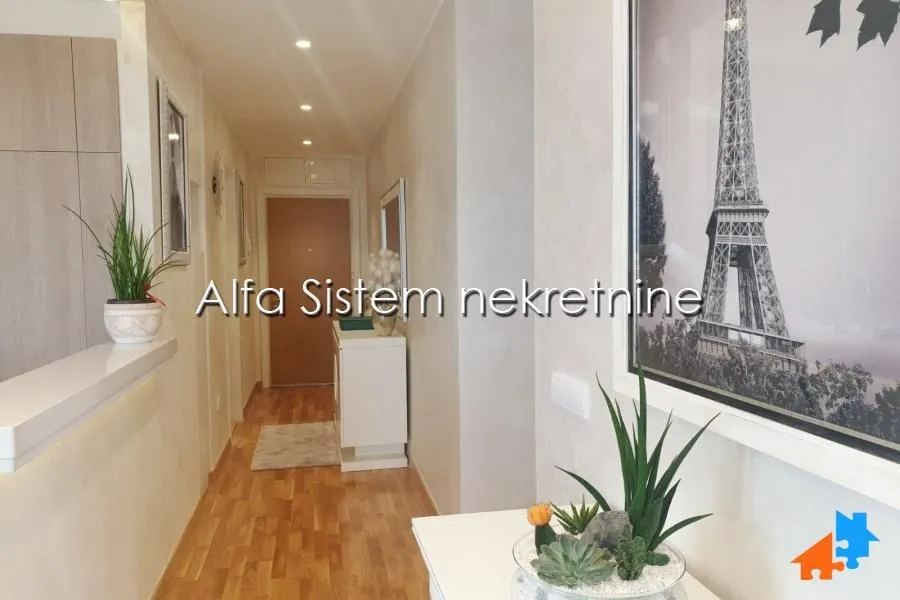 Rent, four bedroom apartment, 90m², Savski Venac, Beograd