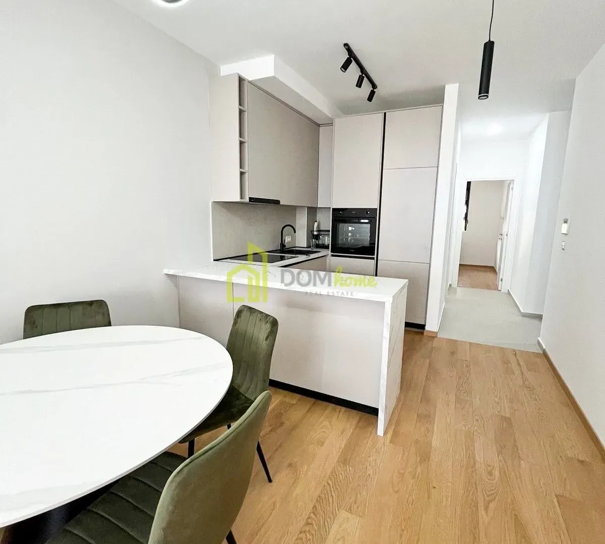Prodaja, dvosoban stan, 71m², Bečići, Budva
