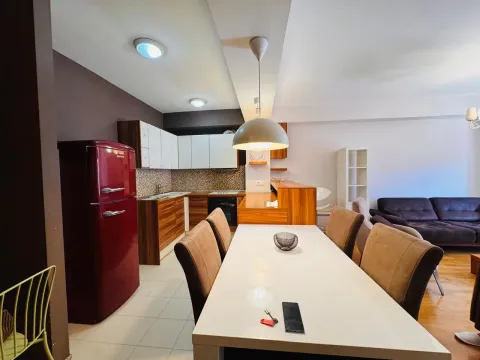 Rent, two bedroom apartment, 90m², City Kvart, Podgorica - image 7