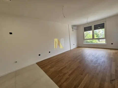 Sale, two bedroom apartment, 51m², Bulevar patrijarha Pavla, Novi Sad Sve Podlokacije