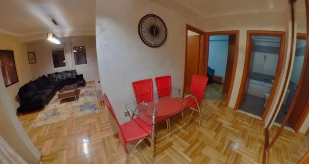 Izdavanje, dvosoban stan, 65m², Preko Morače, Podgorica