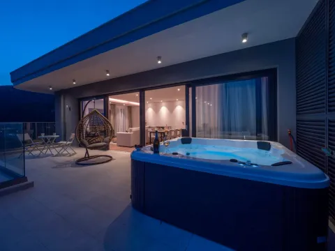 Prodaja, dvosoban stan, 140m², Bečići, Budva - image 2