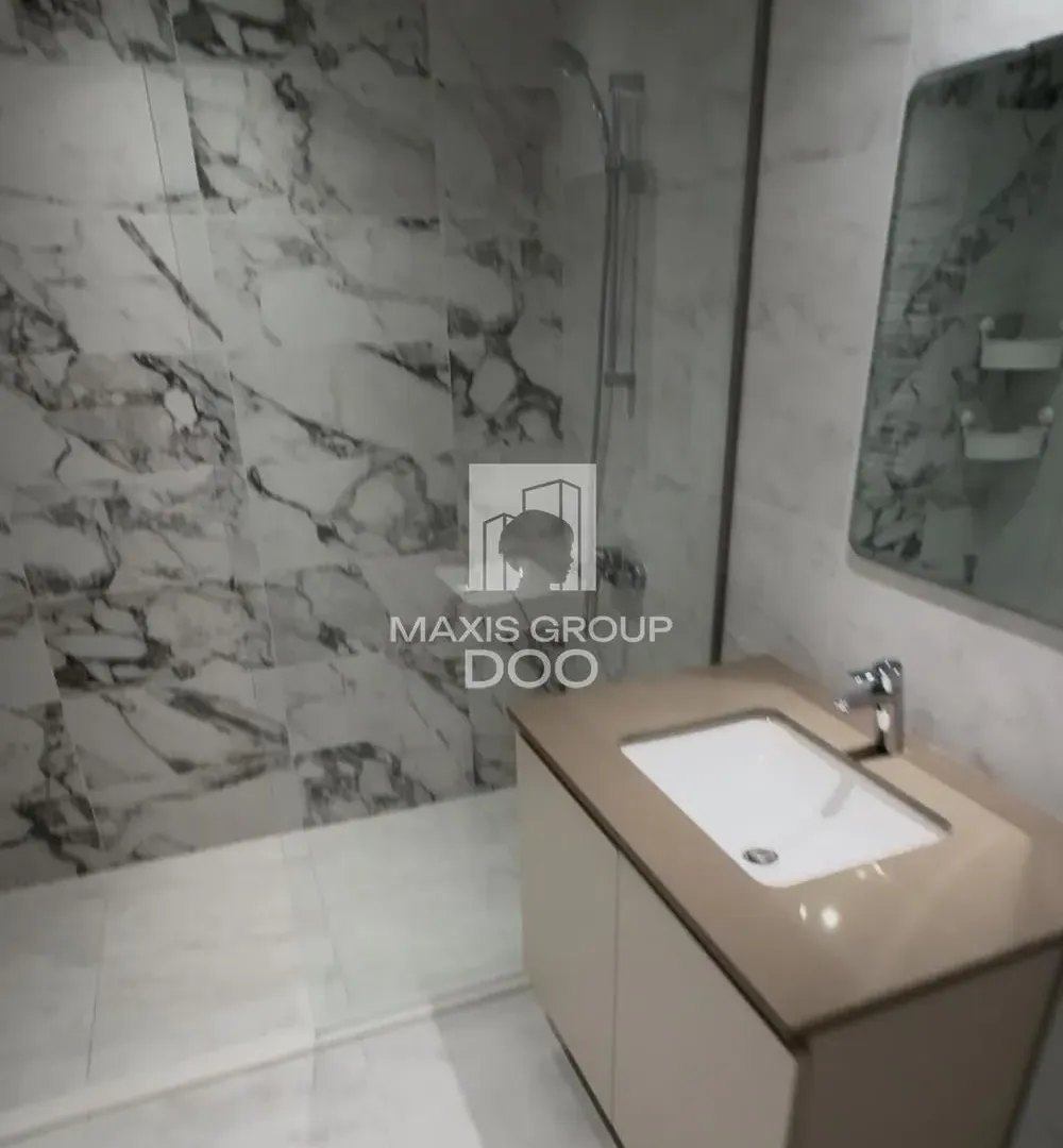 Prodaja, trosoban stan, 81m², Savski Venac, Beograd