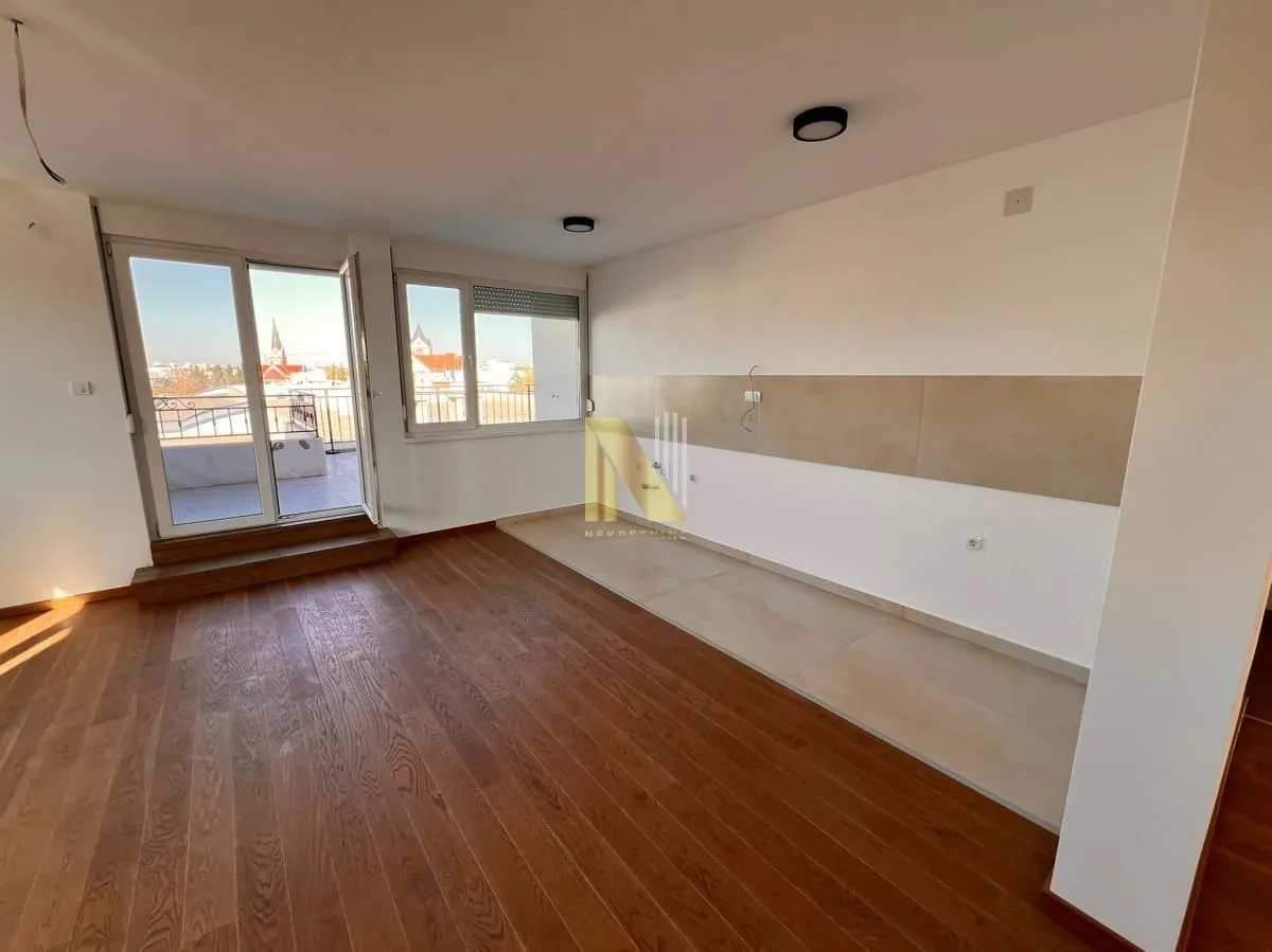Prodaja, stan, 207m², Telep, Novi Sad Sve Podlokacije