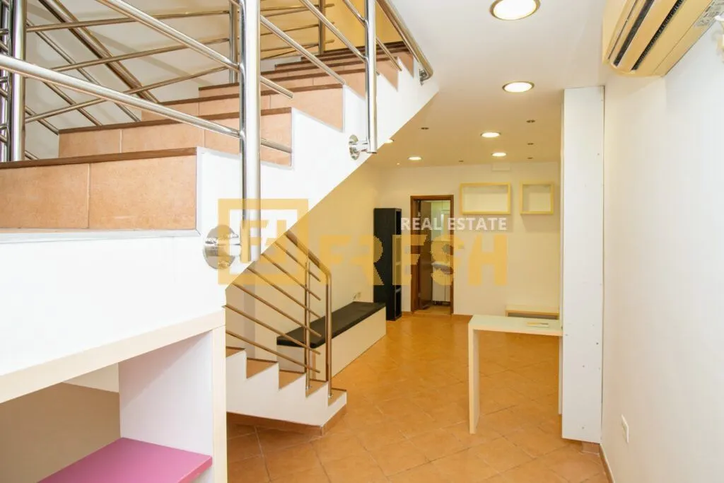 Rent, office space, 46m², Centar, Podgorica