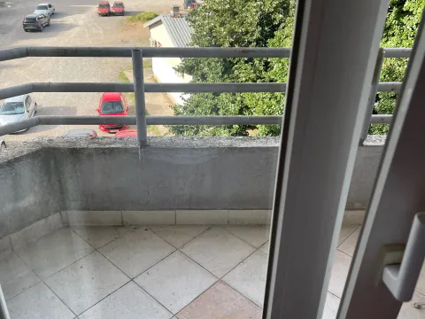 Izdavanje, jednosoban stan, 36m², Stari Aerodrom, Podgorica - image 3