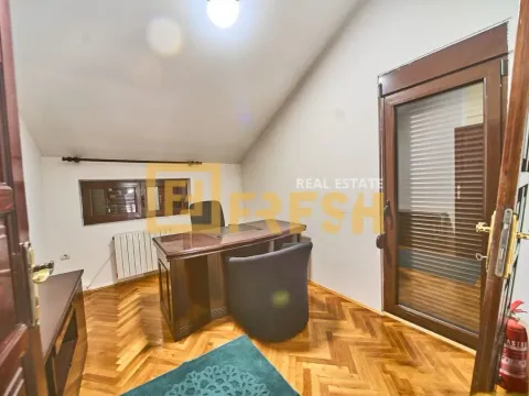 Rent, house, 280m², Gorica C, Podgorica - image 31