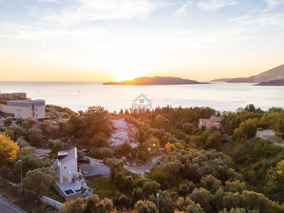 Sale, house, 240m², Kamenovo, Budva