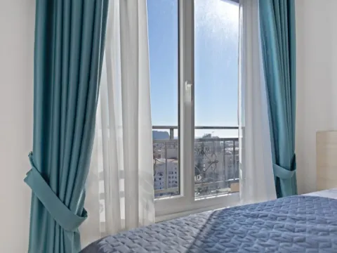 Rent, one bedroom apartment, 50m², Dubovica, Budva - image 11