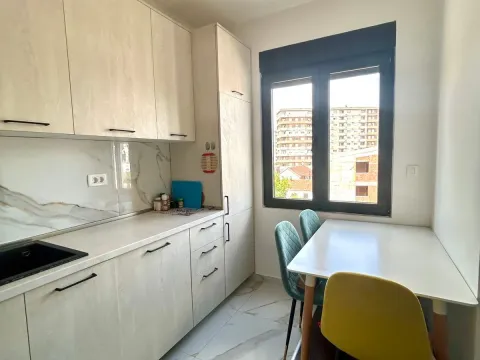 Rent, one bedroom apartment, 45m², City Kvart, Podgorica - image 6