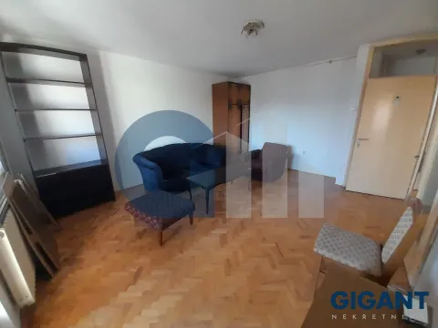 Sale, three bedroom apartment, 78m², Lipov Lad, Zvezdara Sve Podlokacije - image 3