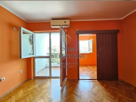 Prodaja, stan, 33m², Centar, Bar - image 6