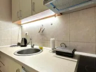 Izdavanje, jednosoban stan, 40m², Blok 9, Podgorica - image 8