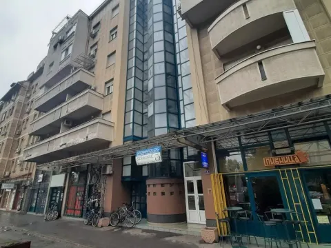 Rent, office space, 50m², Nova Detelinara, Novi Sad Sve Podlokacije - image 2