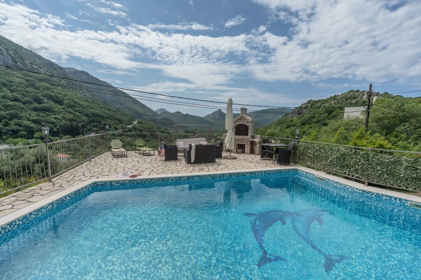 Prodaja, kuća, 247m², Buljarica, Budva
