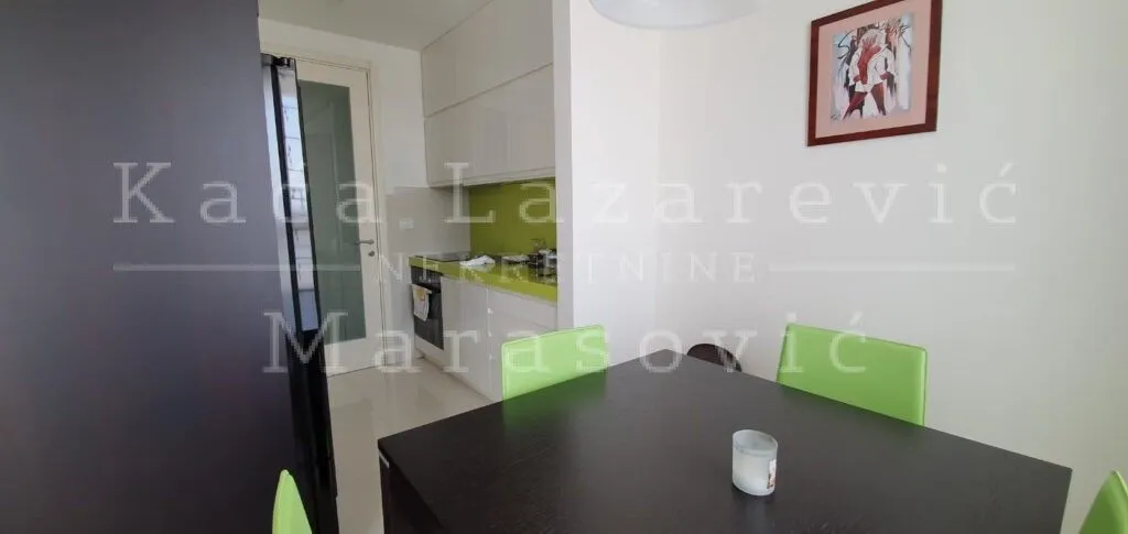 Sale, two bedroom apartment, 68m², Belvil, Beograd