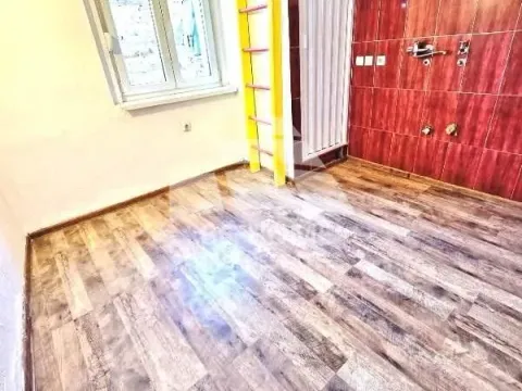 Prodaja, stan, 17m², Savski Venac, Beograd - image 2