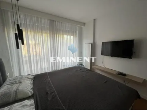 Rent, four bedroom apartment, 113m², Savski Venac, Beograd - image 9