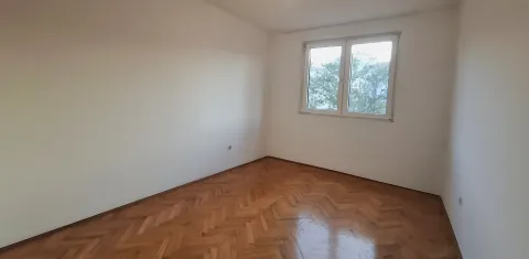 Izdavanje, dvosoban stan, 73m², Makedonsko naselje, Bar - image 14