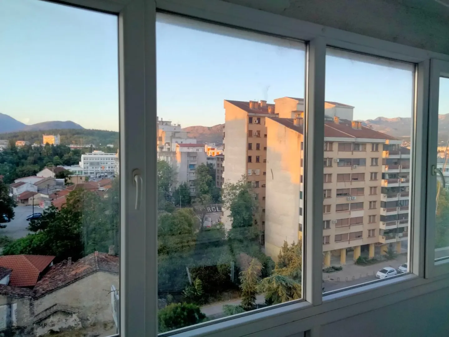 Rent, studio apartment, 35m², Pejton, Podgorica