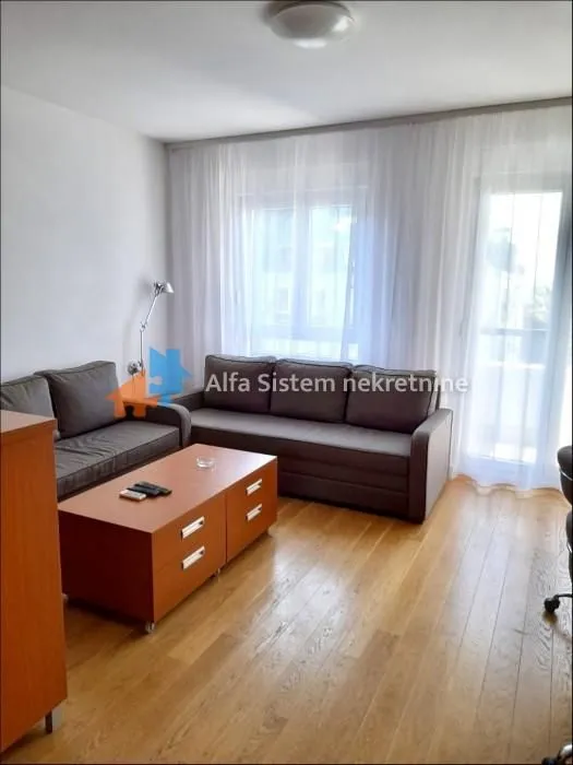 Rent, one bedroom apartment, 34m², Crveni Krst, Beograd
