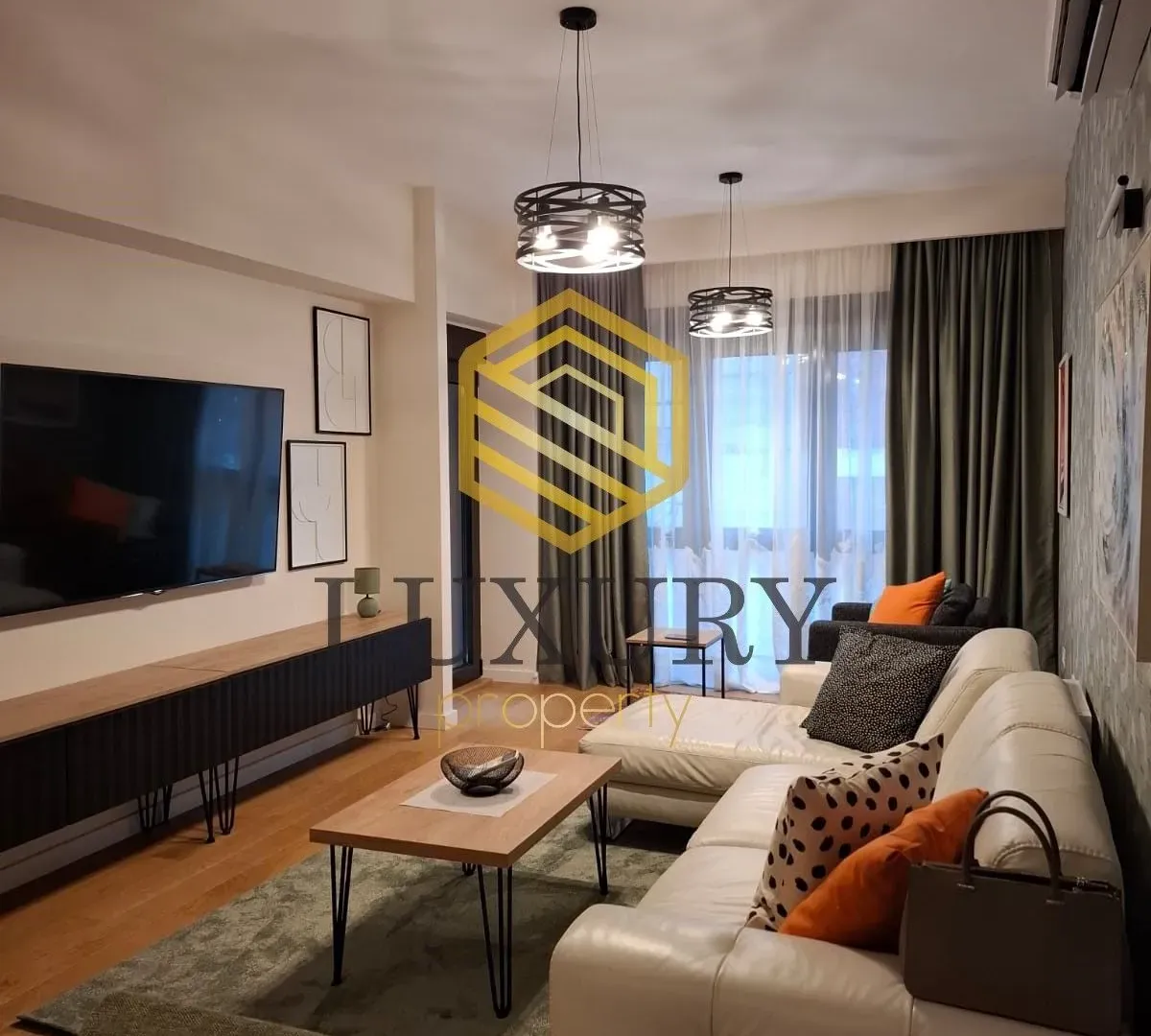 Izdavanje, dvosoban stan, 80m², Zagorič, Podgorica