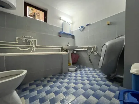 Prodaja, kuća, 332m², Niš, Srbija - image 15