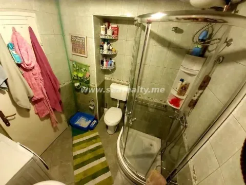Prodaja, dvosoban stan, 71m², Kotor, Crna Gora - image 12