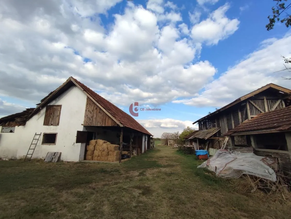 Prodaja, plac, 5700m², Mali Radanovac, Subotica