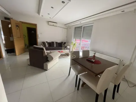 Izdavanje, dvosoban stan, 55m², Blok 8, Petrovaradin - image 3