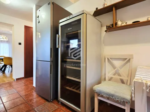 Rent, house, 285m², Gorica C, Podgorica - image 16