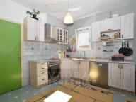 Prodaja, kuća, 150m², Tološi, Podgorica - image 5